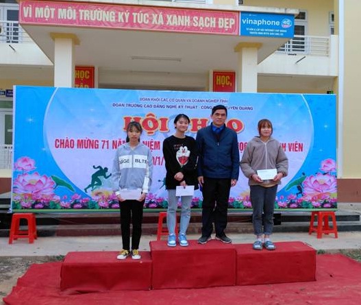 Thumbnail Hội thao chào mừng 71 năm ngày Học sinh - Sinh viên