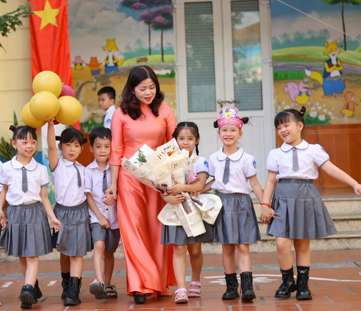 Thumbnail Ban hành quy định về quy tắc ứng xử của nhà giáo trong cơ sở giáo dục thuộc hệ thống giáo dục quốc dân